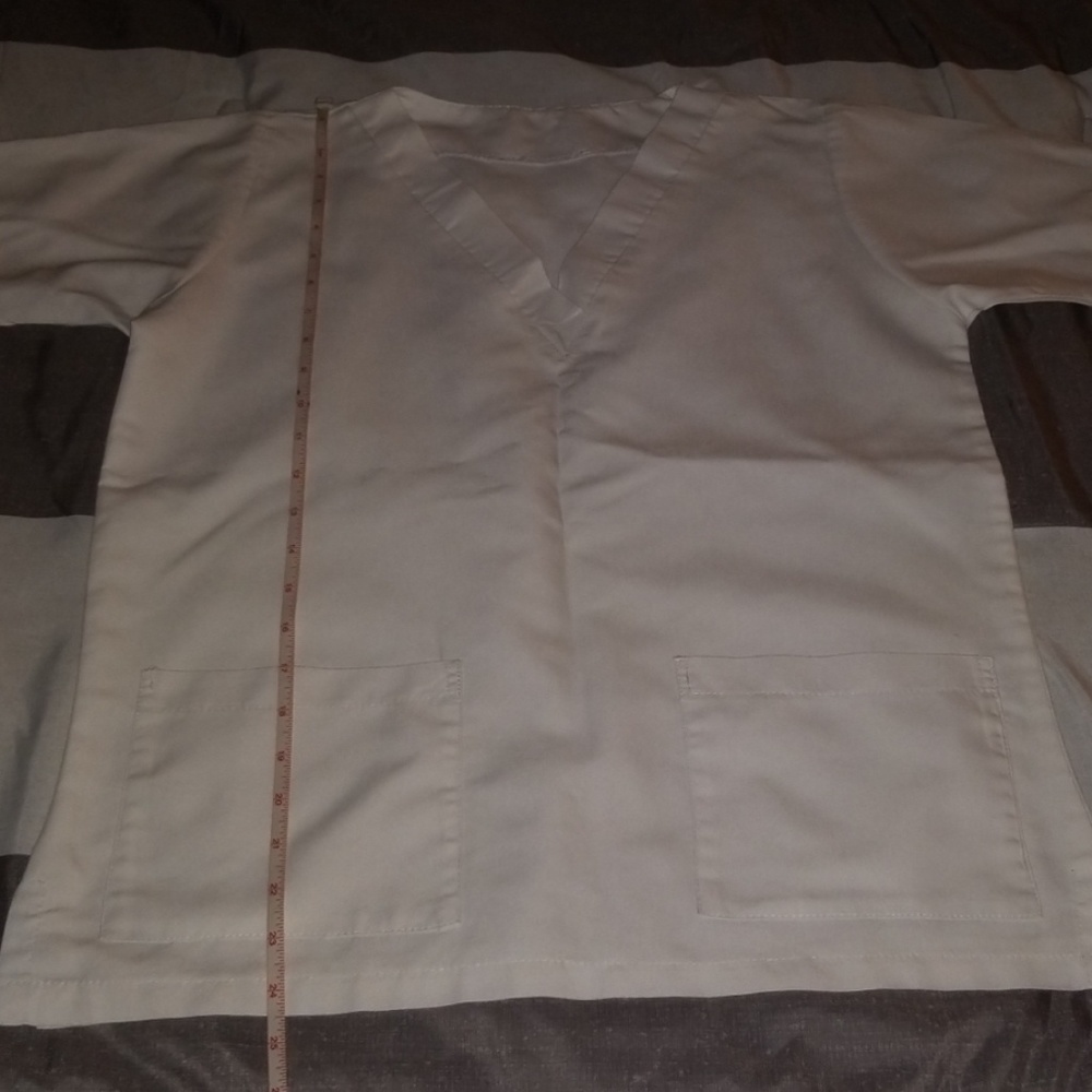 Scrub top - Picture 4 of 4